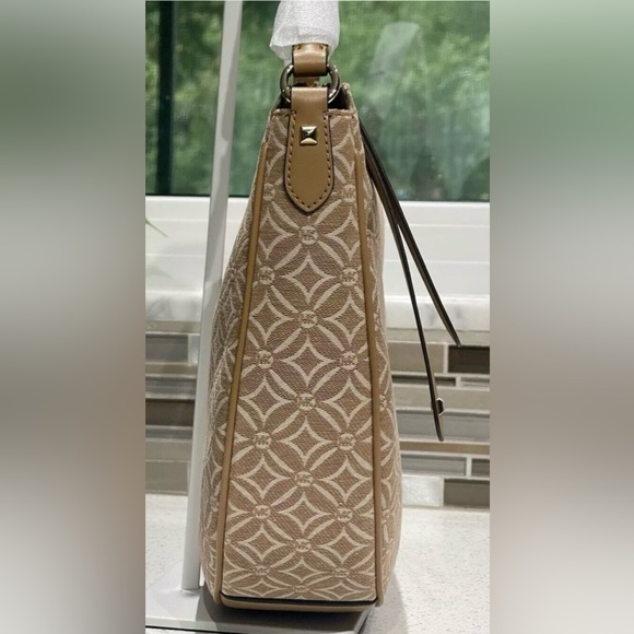⚜️NWT MICHAEL KORS DOVER LARGE HALF MOON SHOULDER BAG HOBO⚜️ - Picture 3 of 9